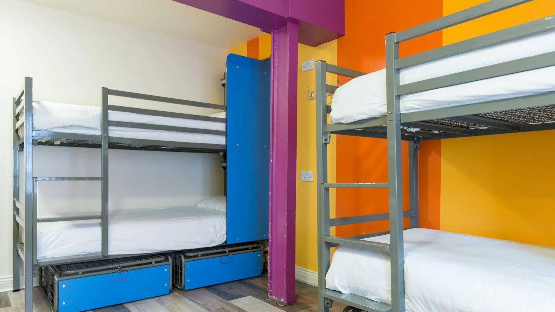 Sky Backpackers Hostel Dublin Ireland